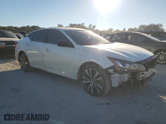 ✅ 2020 Nissan Altima SR • VIN: 1N4BL4CV8LC144497 • Лот: 90373385. Опубликован ранее на Copart с пробегом 144 570 миль. Бесплатный доступ к архиву аукционных продаж из США и подробный отчёт об истории автомобиля на DreamBid. Изображение 4.