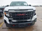 ✅ 2021 GMC Canyon 4WD AT4 • VIN: 1GTG6FEN6M1154040 • Lot: 41209527. Wystawiony na IAAI z przebiegiem 29 484 mil. Bezpłatny archiwum sprzedaży aukcyjnych z USA i szczegółowy raport historii pojazdu na DreamBid. Zdjęcie 12.