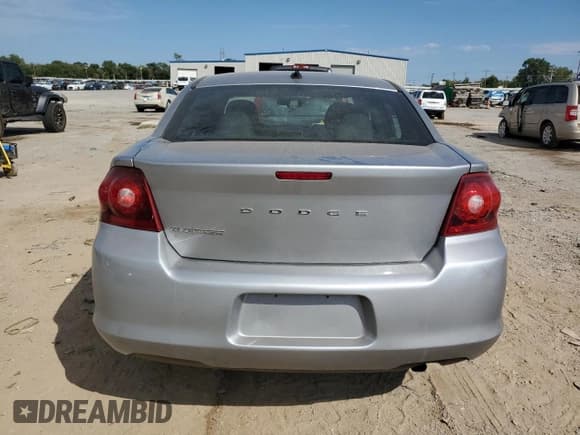 ✅ 2014 Dodge Avenger SE • VIN: 1C3CDZAB2EN133864 • Лот: 72687564. Опубликован ранее на Copart с пробегом 175 588 миль. Бесплатный доступ к архиву аукционных продаж из США и подробный отчёт об истории автомобиля на DreamBid. Изображение 6.