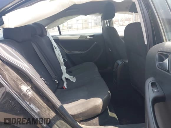 ✅ 2015 Volkswagen Jetta SE • VIN: 3VWD17AJXFM259306 • Lot: 42418042. Listed on IAAI with 199,780 mi. Free auction sales archive from the USA and detailed vehicle history report at DreamBid. Image 8.