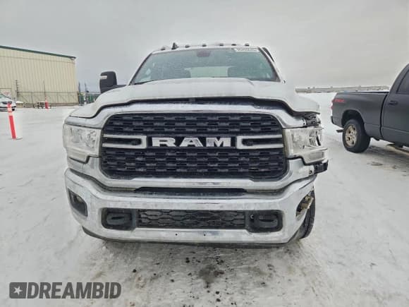✅ 2023 Ram 2500 Big Horn • VIN: 3C6UR5DJ3PG627165 • Lot: 95459645. Listed on Copart with 45,902 mi. Free auction sales archive from the USA and detailed vehicle history report at DreamBid. Image 5.