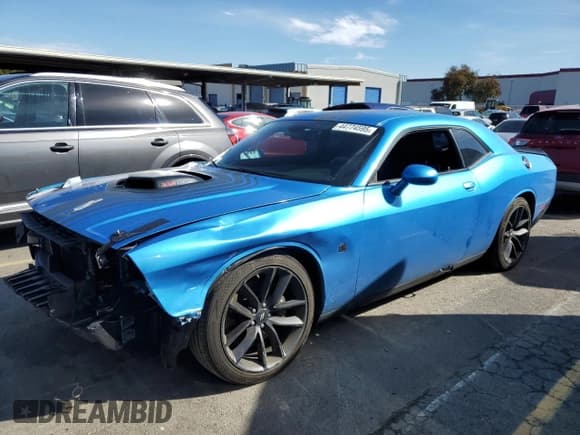 ✅ 2019 Dodge Challenger R/T Scat Pack Widebody • VIN: 2C3CDZFJ8KH521928 • Lot: 44774595. Wystawiony na Copart z przebiegiem 61 755 mil. Bezpłatny archiwum sprzedaży aukcyjnych z USA i szczegółowy raport historii pojazdu na DreamBid. Zdjęcie 1.