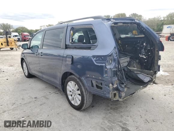 ✅ 2015 Toyota Sienna Limited • VIN: 5TDDK3DC9FS127157 • Lot: 82362895. Listed on Copart with 101,877 mi. Free auction sales archive from the USA and detailed vehicle history report at DreamBid. Image 2.