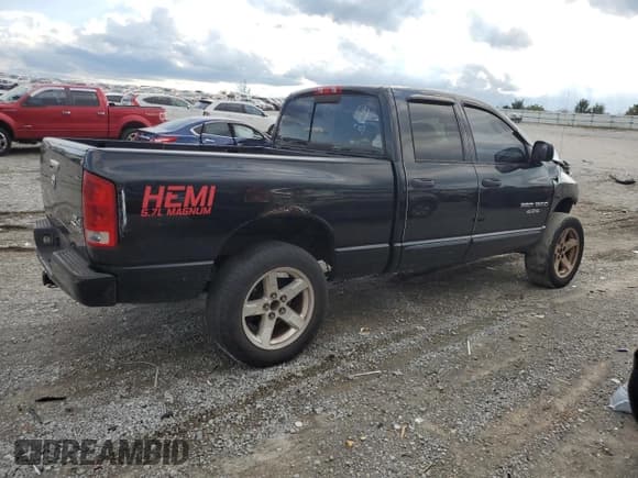 ✅ 2005 Dodge 1500 SLT • VIN: 1D7HU18DX5S278667 • Лот: 73912624. Опубликован ранее на Copart с пробегом 349 633 миль. Бесплатный доступ к архиву аукционных продаж из США и подробный отчёт об истории автомобиля на DreamBid. Изображение 3.