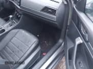 ✅ 2024 Volkswagen Jetta SE • VIN: 3VWEM7BU7RM049254 • Lot: 43887025. Wystawiony na IAAI z przebiegiem 29 676 mil. Bezpłatny archiwum sprzedaży aukcyjnych z USA i szczegółowy raport historii pojazdu na DreamBid. Zdjęcie 5.