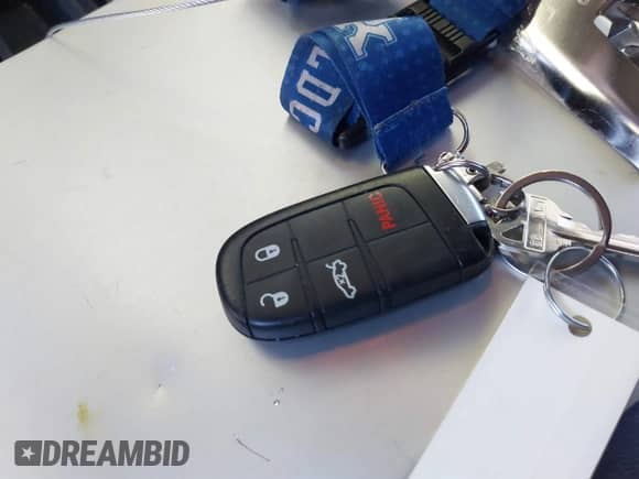 ✅ 2017 Dodge Challenger SXT Plus • VIN: 2C3CDZAG7HH554956 • Lot: 43399319. Wystawiony na IAAI z przebiegiem 150 288 mil mil. Skorzystaj z bezpłatnego archiwum sprzedaży aukcyjnych z USA i zobacz szczegółowy raport historii pojazdu na DreamBid. Zdjęcie 11.