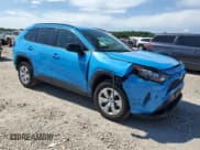 ✅ 2020 Toyota RAV4 LE • VIN: JTMF1RFV0LD067595 • Лот: 57526815. Опубликован ранее на Copart с пробегом 52 166 миль. Бесплатный доступ к архиву аукционных продаж из США и подробный отчёт об истории автомобиля на DreamBid. Изображение 4.