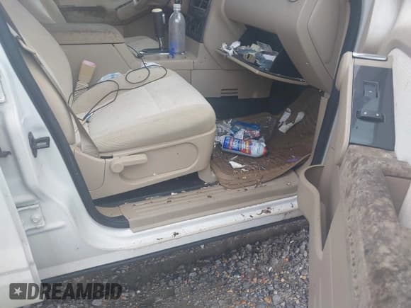 ✅ 2008 Ford Explorer Sport Trac XLT • VIN: 1FMEU318X8UA22880 • Lot: 42522177. Wystawiony na IAAI z przebiegiem 128 067 mil. Bezpłatny archiwum sprzedaży aukcyjnych z USA i szczegółowy raport historii pojazdu na DreamBid. Zdjęcie 5.