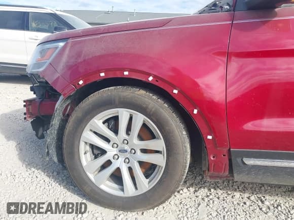 ✅ 2018 Ford Explorer XLT • VIN: 1FM5K8D85JGB40600 • Лот: 43372906. Опубликован ранее на IAAI с пробегом 119 341 миль. Бесплатный доступ к архиву аукционных продаж из США и подробный отчёт об истории автомобиля на DreamBid. Изображение 20.