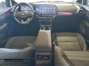 ✅ 2025 Chevrolet Equinox EV LT • VIN: 3GN7DLRP0SS180099 • Лот: 94767175. Опубликован ранее на Copart с пробегом 17 278 миль. Бесплатный доступ к архиву аукционных продаж из США и подробный отчёт об истории автомобиля на DreamBid. Изображение 8.