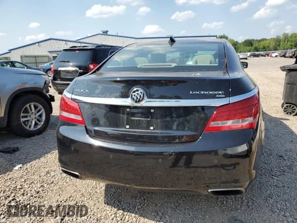 ✅ 2016 Buick LaCrosse Premium I • VIN: 1G4GE5G36GF179371 • Лот: 68461675. Опубликован ранее на Copart с пробегом 74 227 миль. Бесплатный доступ к архиву аукционных продаж из США и подробный отчёт об истории автомобиля на DreamBid. Изображение 6.