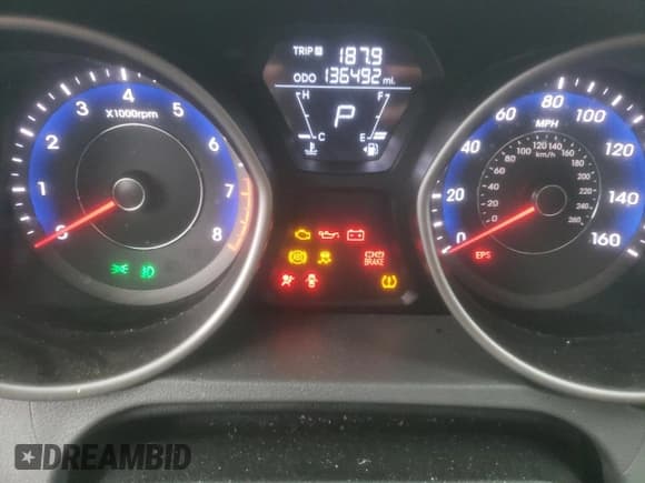 ✅ 2013 Hyundai Elantra SE • VIN: KMHDH6AE2DU011843 • Lot: 81942985. Listed on Copart with 136,492 mi. Free auction sales archive from the USA and detailed vehicle history report at DreamBid. Image 9.