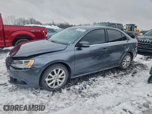 ✅ 2013 Volkswagen Jetta SE • VIN: 3VWDP7AJ5DM356201 • Lot: 94483865. Listed on Copart with 92,155 mi. Free auction sales archive from the USA and detailed vehicle history report at DreamBid. Image 1.