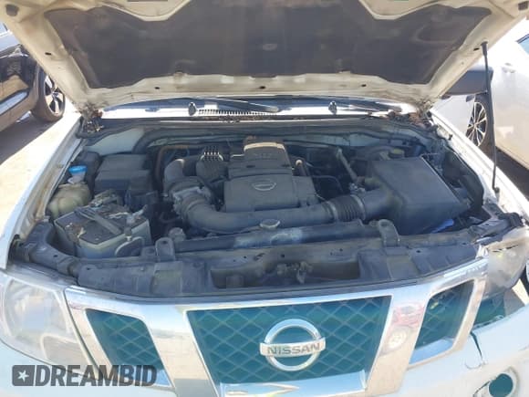 ✅ 2015 Nissan Frontier SV • VIN: 1N6AD0CU6FN703439 • Lot: 41644963. Wystawiony na IAAI z przebiegiem 339 963 mil. Bezpłatny archiwum sprzedaży aukcyjnych z USA i szczegółowy raport historii pojazdu na DreamBid. Zdjęcie 10.