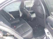 ✅ 2017 Lexus IS 200t • VIN: JTHBA1D21H5039829 • Lot: 42251228. Wystawiony na IAAI z przebiegiem 70 633 mil. Bezpłatny archiwum sprzedaży aukcyjnych z USA i szczegółowy raport historii pojazdu na DreamBid. Zdjęcie 8.