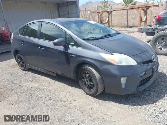 ✅ 2014 Toyota Prius Four • VIN: JTDKN3DU6E1737844 • Lot: 43063587. Wystawiony na IAAI z przebiegiem 244 353 mil. Bezpłatny archiwum sprzedaży aukcyjnych z USA i szczegółowy raport historii pojazdu na DreamBid. Zdjęcie 1.