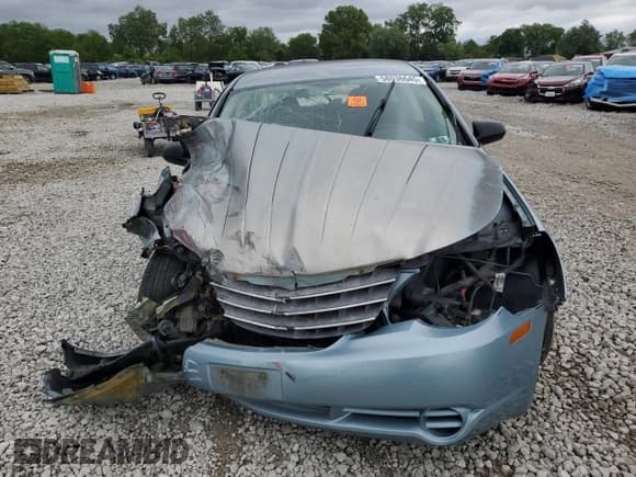 ✅ 2009 Chrysler Sebring LX • VIN: 1C3LC46B99N514423 • Лот: 58036645. Опубликован ранее на Copart с пробегом Не указан. Бесплатный доступ к архиву аукционных продаж из США и подробный отчёт об истории автомобиля на DreamBid. Изображение 5.