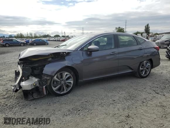 ✅ 2018 Honda Clarity Touring • VIN: JHMZC5F36JC005327 • Lot: 65470065. Wystawiony na Copart z przebiegiem 19 590 mil. Bezpłatny archiwum sprzedaży aukcyjnych z USA i szczegółowy raport historii pojazdu na DreamBid. Zdjęcie 1.