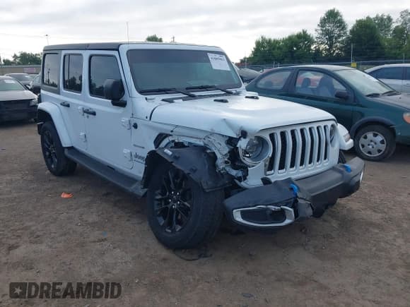 ✅ 2023 Jeep Wrangler Sahara • VIN: 1C4JJXP65PW555618 • Lot: 43005963. Listed on IAAI with 29,146 mi. Free auction sales archive from the USA and detailed vehicle history report at DreamBid. Image 6.