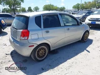 ✅ 2004 Chevrolet Aveo LS • VIN: KL1TJ62654B175747 • Lot: 41798964. Wystawiony na IAAI z przebiegiem Nie podano. Bezpłatny archiwum sprzedaży aukcyjnych z USA i szczegółowy raport historii pojazdu na DreamBid. Zdjęcie 4.