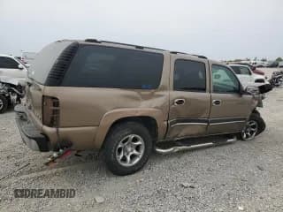 ✅ 2004 Chevrolet Suburban LT • VIN: 1GNEC16ZX4J202005 • Lot: 71371514. Wystawiony na Copart z przebiegiem Nie podano. Bezpłatny archiwum sprzedaży aukcyjnych z USA i szczegółowy raport historii pojazdu na DreamBid. Zdjęcie 3.