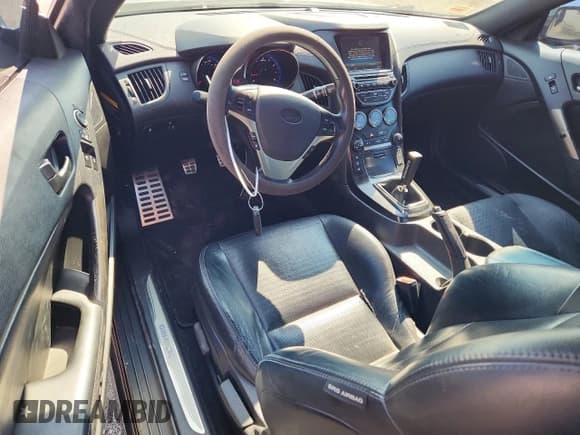 ✅ 2014 Hyundai Genesis Coupe Ultimate • VIN: KMHHU6KJ1EU119221 • Lot: 67364155. Listed on Copart with 88,393 mi. Free auction sales archive from the USA and detailed vehicle history report at DreamBid. Image 8.