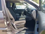 ✅ 2021 Dodge Durango SXT • VIN: 1C4RDHAG8MC693829 • Lot: 42983962. Wystawiony na IAAI z przebiegiem 104 881 mil. Bezpłatny archiwum sprzedaży aukcyjnych z USA i szczegółowy raport historii pojazdu na DreamBid. Zdjęcie 5.