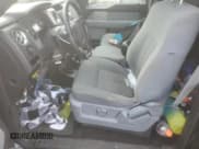 ✅ 2011 Ford F-150 XL • VIN: 1FTMF1EM6BKE03389 • Lot: 85478075. Wystawiony na Copart z przebiegiem Nie podano. Bezpłatny archiwum sprzedaży aukcyjnych z USA i szczegółowy raport historii pojazdu na DreamBid. Zdjęcie 7.