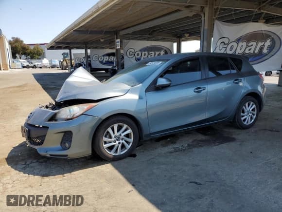 ✅ 2013 Mazda 3 i Grand Touring • VIN: JM1BL1MP0D1792454 • Lot: 64524685. Wystawiony na Copart z przebiegiem 100 723 mil. Bezpłatny archiwum sprzedaży aukcyjnych z USA i szczegółowy raport historii pojazdu na DreamBid. Zdjęcie 1.