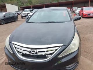 ✅ 2011 Hyundai Sonata SE • VIN: 5NPEC4AC5BH013913 • Lot: 43388730. Listed on IAAI with 137,998 mi. Free auction sales archive from the USA and detailed vehicle history report at DreamBid. Image 6.