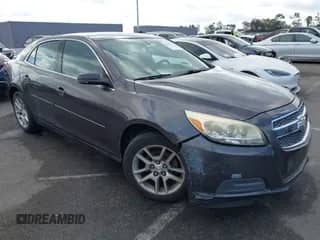 2013 Chevrolet Malibu LT с VIN 1G11C5SA0DF205067, выставлен на аукционе IAAI как лот 43357328 с пробегом 166 459 миль миль и . История ставок и продаж доступна на DreamBid. Изображение 1.