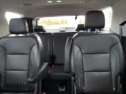 ✅ 2018 Chevrolet Traverse LT • VIN: 1GNEVHKW8JJ173016 • Lot: 82575325. Wystawiony na Copart z przebiegiem 150 228 mil. Bezpłatny archiwum sprzedaży aukcyjnych z USA i szczegółowy raport historii pojazdu na DreamBid. Zdjęcie 10.