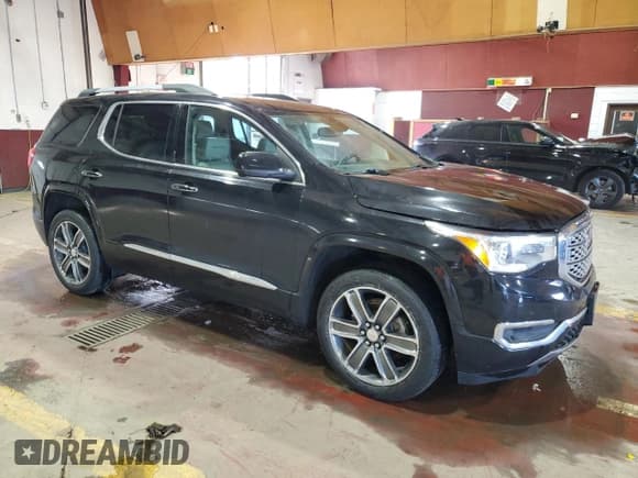 ✅ 2018 GMC Acadia Denali • VIN: 1GKKNXLS3JZ109960 • Lot: 90022535. Wystawiony na Copart z przebiegiem 116 270 mil. Bezpłatny archiwum sprzedaży aukcyjnych z USA i szczegółowy raport historii pojazdu na DreamBid. Zdjęcie 4.