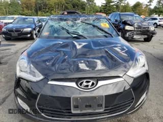 ✅ 2017 Hyundai Veloster • VIN: KMHTC6AD2HU323166 • Lot: 73699284. Wystawiony na Copart z przebiegiem 79 036 mil. Bezpłatny archiwum sprzedaży aukcyjnych z USA i szczegółowy raport historii pojazdu na DreamBid. Zdjęcie 5.