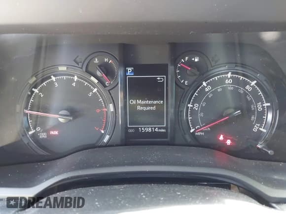 ✅ 2020 Toyota 4Runner SR5 • VIN: JTEZU5JR0L5214205 • Lot: 42056527. Wystawiony na IAAI z przebiegiem 159 814 mil. Bezpłatny archiwum sprzedaży aukcyjnych z USA i szczegółowy raport historii pojazdu na DreamBid. Zdjęcie 7.