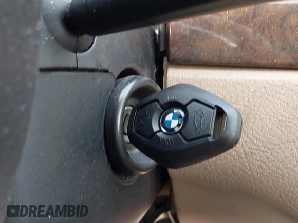 ✅ 2001 BMW 3 Series 325Ci • VIN: WBABS33431JY52306 • Lot: 43694116. Listed on IAAI with 177,914 mi. Free auction sales archive from the USA and detailed vehicle history report at DreamBid. Image 11.