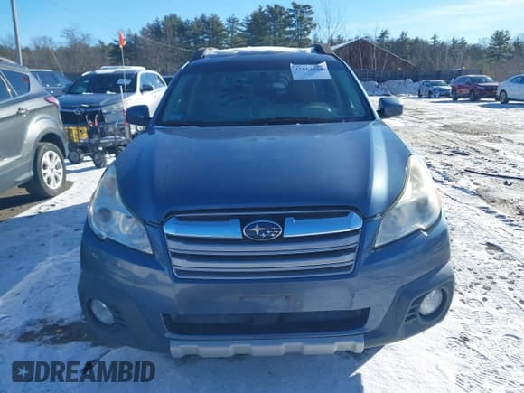 ✅ 2013 Subaru Outback Limited • VIN: 4S4BRBKC4D3251251 • Lot: 43854401. Listed on IAAI with 126,013 mi. Free auction sales archive from the USA and detailed vehicle history report at DreamBid. Image 6.