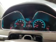 ✅ 2017 Chevrolet Traverse LT • VIN: 1GNKRGKD4HJ184797 • Lot: 69013234. Wystawiony na Copart z przebiegiem 117 937 mil. Bezpłatny archiwum sprzedaży aukcyjnych z USA i szczegółowy raport historii pojazdu na DreamBid. Zdjęcie 9.