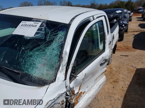 ✅ 2013 Toyota Tacoma • VIN: 5TFJX4CN5DX030249 • Лот: 41810560. Опубликован ранее на IAAI с пробегом 177 680 миль. Бесплатный доступ к архиву аукционных продаж из США и подробный отчёт об истории автомобиля на DreamBid. Изображение 18.