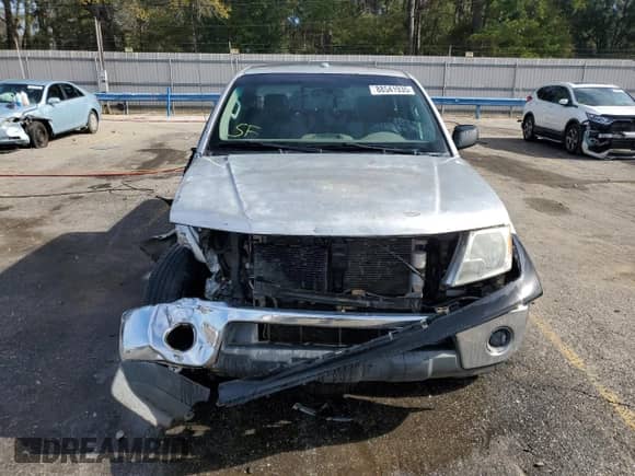 2014 Nissan Frontier Desert Runner z VIN 1N6AD0ER3EN735742, wystawiony jako Copart lot #88541935 z przebiegiem 227 969 mil mil oraz Szkoda całkowita • Salvage title. Historia ofert i sprzedaży dostępna na DreamBid. Obrazek 5.