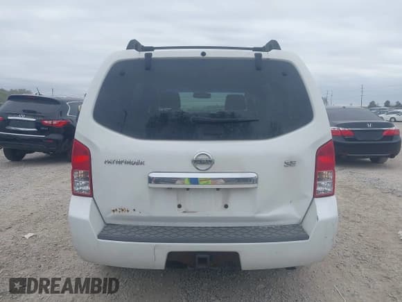 ✅ 2008 Nissan Pathfinder SE • VIN: 5N1AR18B28C627018 • Lot: 43448910. Listed on IAAI with 174,382 mi. Free auction sales archive from the USA and detailed vehicle history report at DreamBid. Image 16.