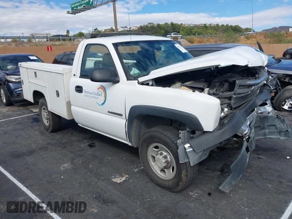 ✅ 2005 Chevrolet Silverado 2500HD Work Truck • VIN: 1GBHC24U55E306015 • Лот: 43353745. Опубликован ранее на IAAI с пробегом 107 546 миль. Бесплатный доступ к архиву аукционных продаж из США и подробный отчёт об истории автомобиля на DreamBid. Изображение 1.