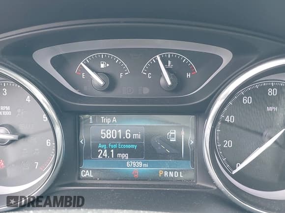 ✅ 2020 Buick Envision Preferred • VIN: LRBFXBSA3LD047719 • Lot: 42624164. Wystawiony na IAAI z przebiegiem 67 939 mil. Bezpłatny archiwum sprzedaży aukcyjnych z USA i szczegółowy raport historii pojazdu na DreamBid. Zdjęcie 7.