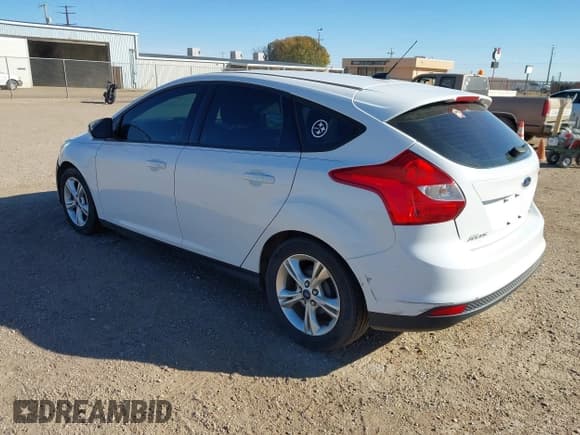 ✅ 2014 Ford Focus SE • VIN: 1FADP3K21EL138431 • Lot: 43640755. Listed on IAAI with 141,361 mi. Free auction sales archive from the USA and detailed vehicle history report at DreamBid. Image 3.