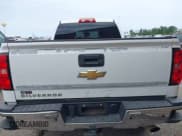 ✅ 2016 Chevrolet Silverado 2500HD Work Truck • VIN: 1GC2KUEGXGZ237228 • Lot: 42282539. Wystawiony na IAAI z przebiegiem 161 478 mil. Bezpłatny archiwum sprzedaży aukcyjnych z USA i szczegółowy raport historii pojazdu na DreamBid. Zdjęcie 16.