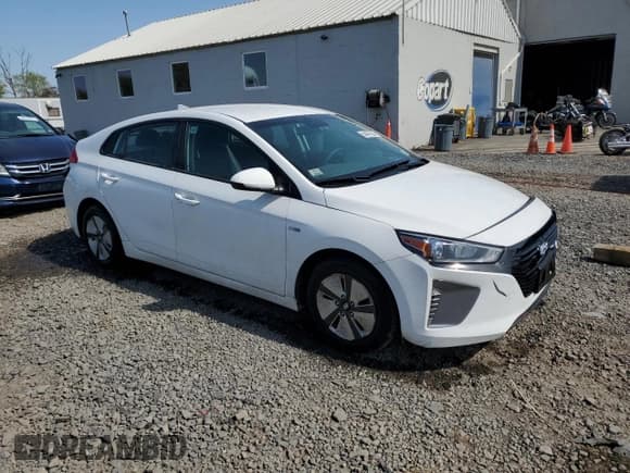 ✅ 2017 Hyundai Ioniq Blue • VIN: KMHC65LC3HU037395 • Lot: 54476255. Wystawiony na Copart z przebiegiem 60 242 mil. Bezpłatny archiwum sprzedaży aukcyjnych z USA i szczegółowy raport historii pojazdu na DreamBid. Zdjęcie 4.