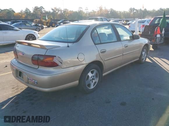 ✅ 2003 Chevrolet Malibu LS • VIN: 1G1NE52J13M638564 • Lot: 43619736. Wystawiony na IAAI z przebiegiem 130 455 mil. Bezpłatny archiwum sprzedaży aukcyjnych z USA i szczegółowy raport historii pojazdu na DreamBid. Zdjęcie 4.