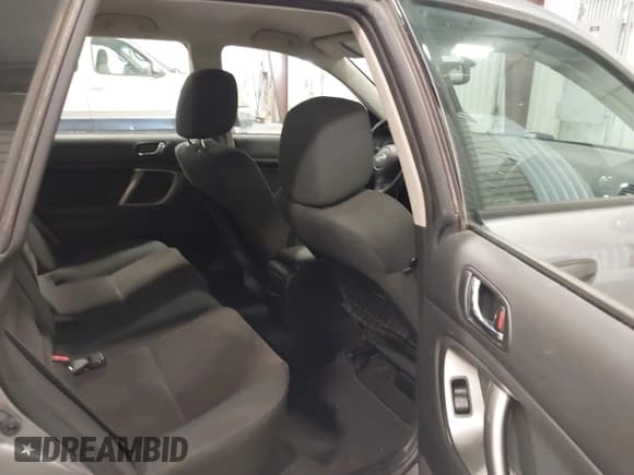 ✅ 2009 Subaru Outback Special Edition • VIN: 4S4BP61C597332659 • Lot: 43885625. Listed on IAAI with 89,110 mi. Free auction sales archive from the USA and detailed vehicle history report at DreamBid. Image 8.