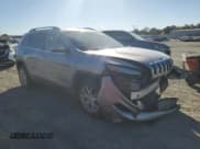 ✅ 2014 Jeep Cherokee Latitude • VIN: 1C4PJMCB7EW224550 • Lot: 86887845. Wystawiony na Copart z przebiegiem 147 144 mil. Bezpłatny archiwum sprzedaży aukcyjnych z USA i szczegółowy raport historii pojazdu na DreamBid. Zdjęcie 4.