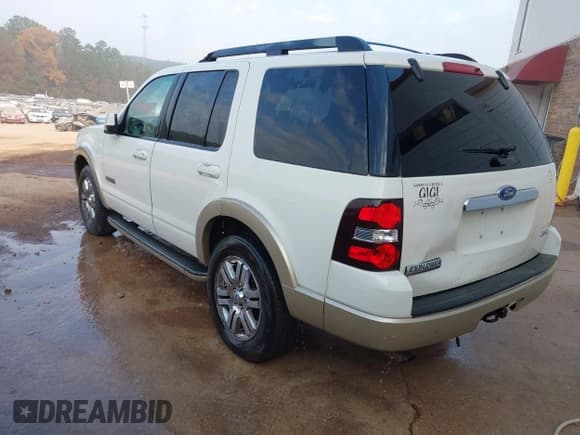 ✅ 2008 Ford Explorer Eddie Bauer • VIN: 1FMEU74E78UA87517 • Lot: 43736319. Listed on IAAI with 230,430 mi. Free auction sales archive from the USA and detailed vehicle history report at DreamBid. Image 3.